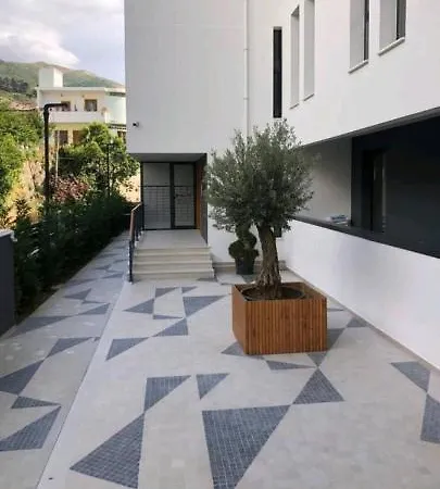 Desi'apartament. Pensionat *