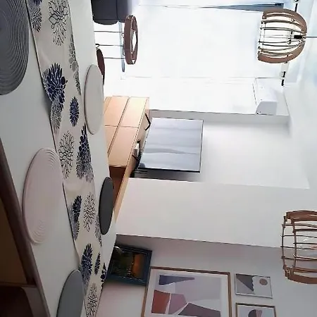 Desi'apartament. Vlorë